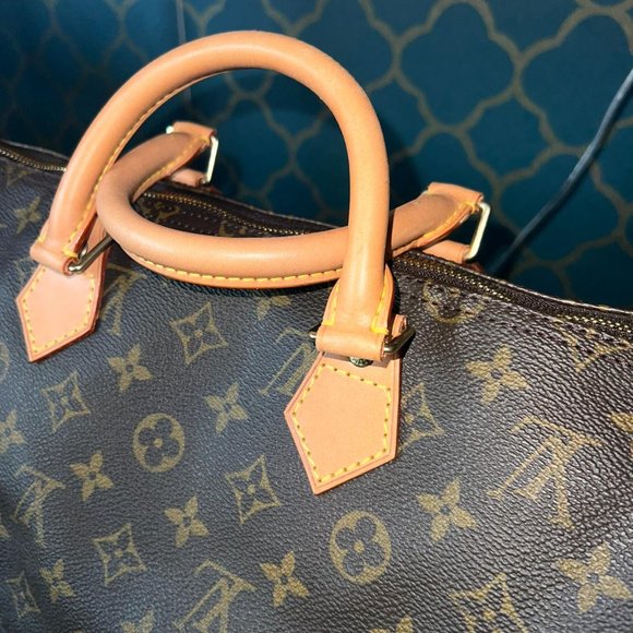 Louis Vuitton Monogram Speedy 35 - Picture 5 of 9